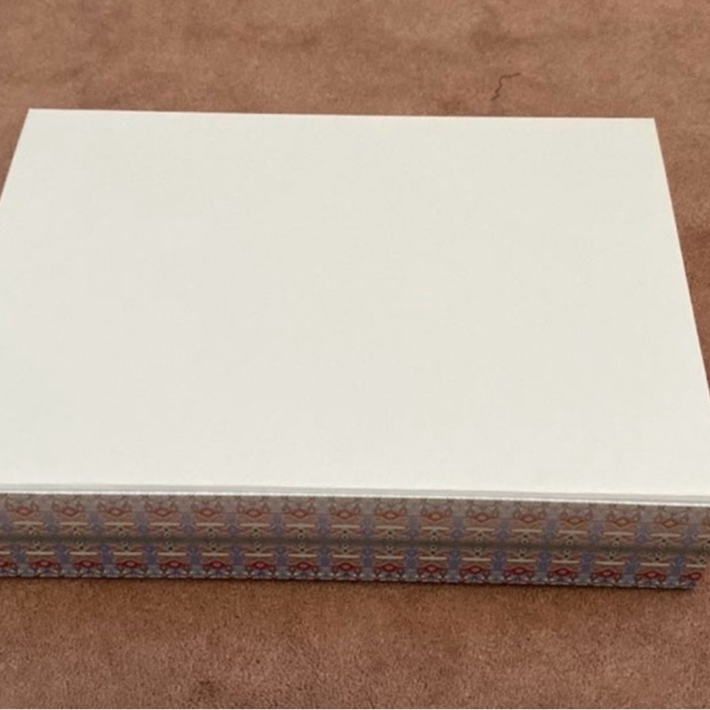 Elegant large Johnny Was empty gift box.
14”x10”x3” with magnetic closure. NWOT - Picture 3 of 4